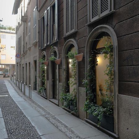 Disciplini Apartment A 5 Min Dal Duomo Милано Екстериор снимка