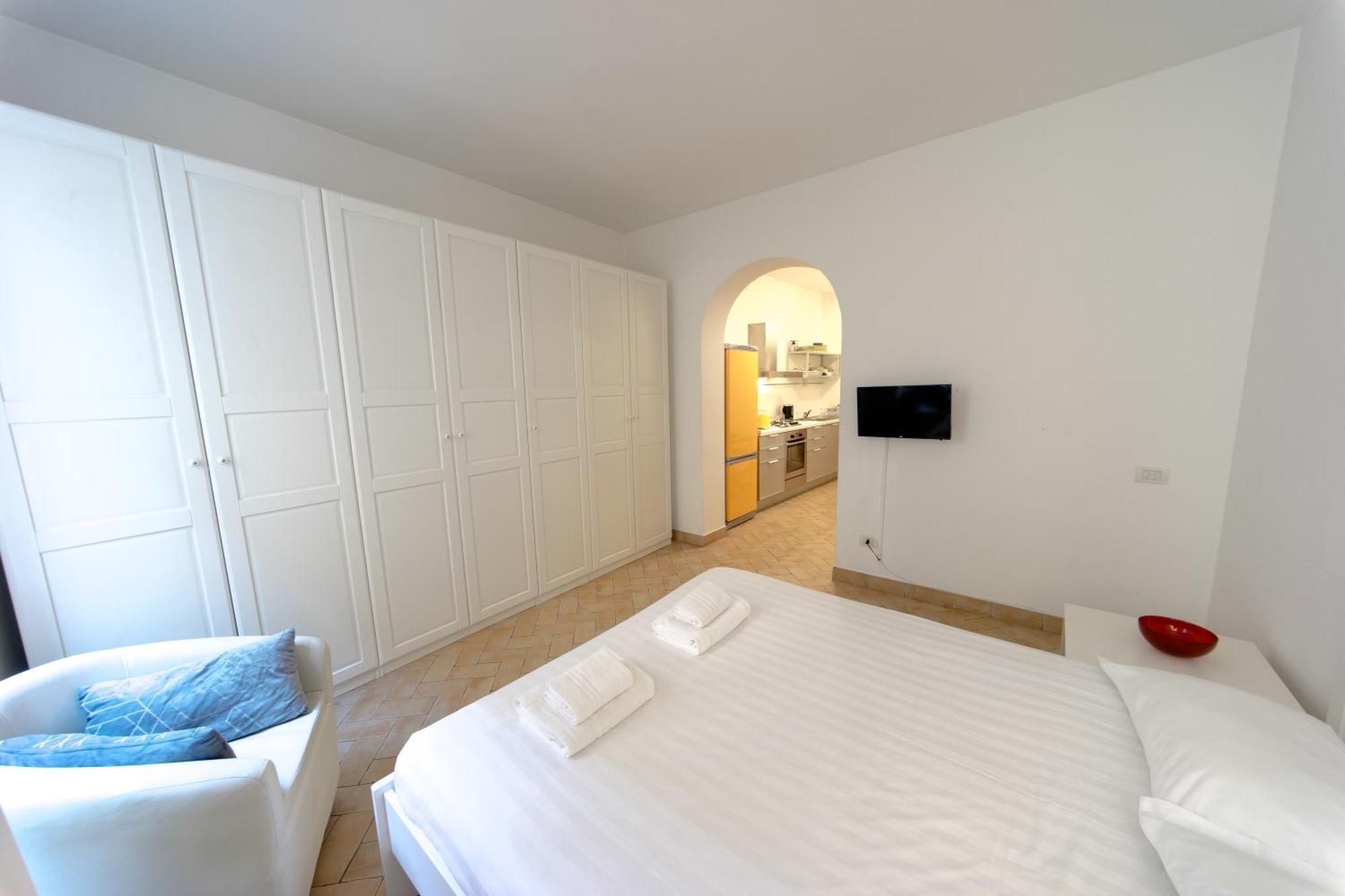 Disciplini Apartment A 5 Min Dal Duomo Милано Екстериор снимка
